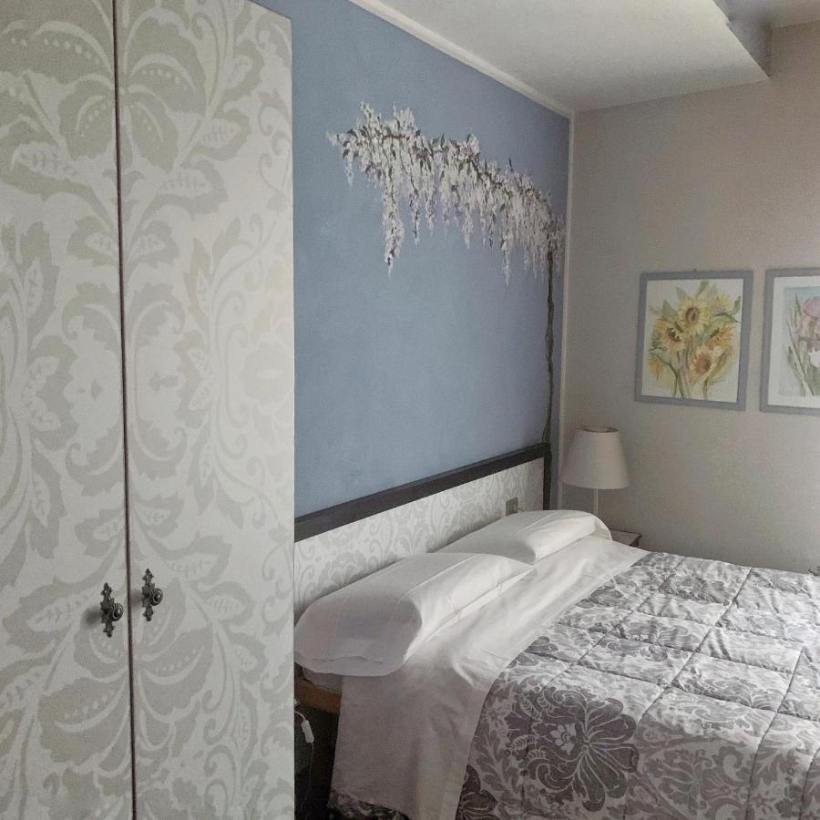 Cortiletto D'Alba Camere Con Ristorante Экстерьер фото